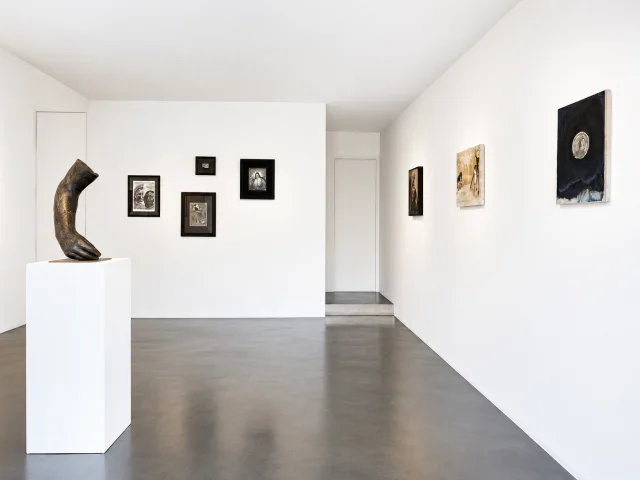 exhibition_view_04.png