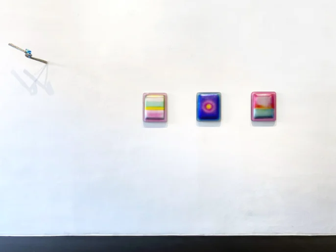 exhibition_view_02_4.jpg